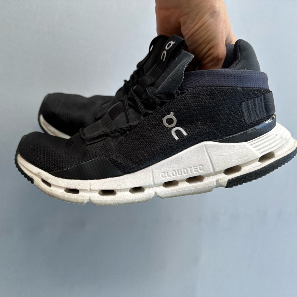 On Running Cloudnova Phantom Sneakers Shoes Women Size 7.5 Black - Picture 3 of 11